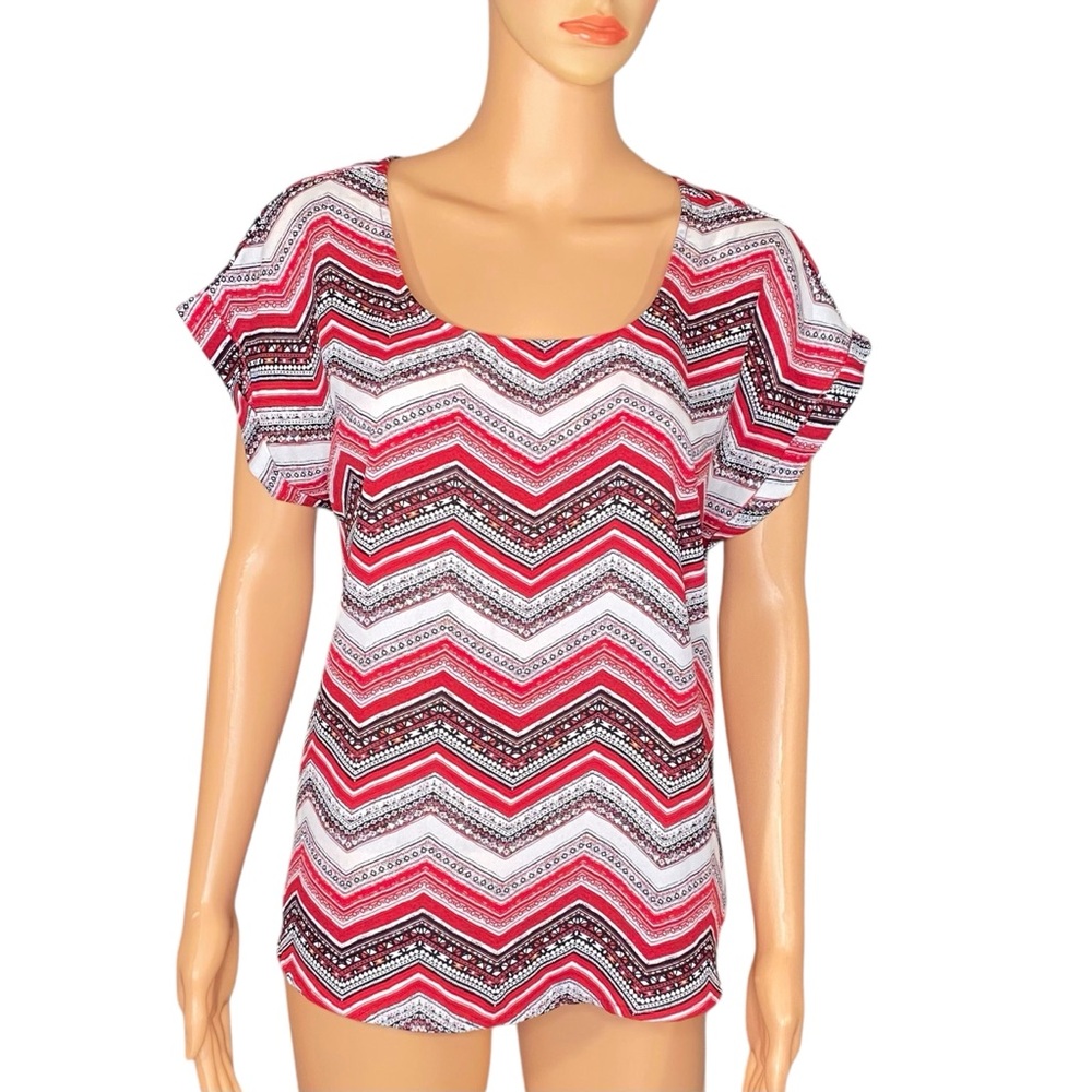 Pink Republic Chevron Pattern Blouse Scoop Neck Top Flutter Cap Sleeves SZ L